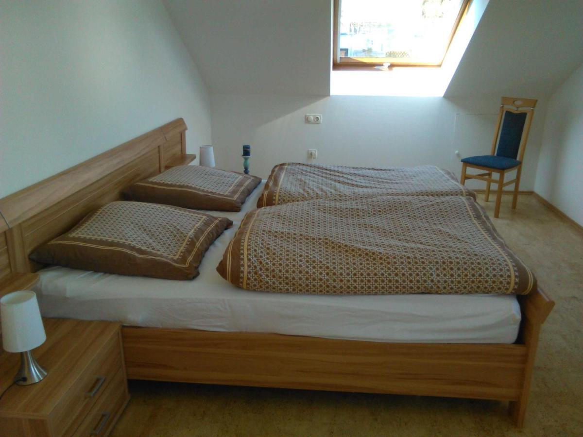 Kuepfer Apartment *